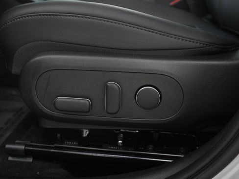 Certified 2026 Hyundai Kona SEL Premium AWD/4WD image 28