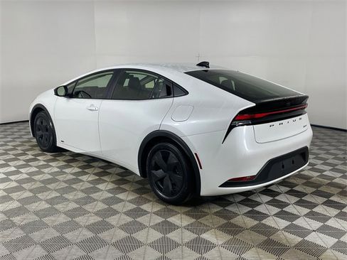 New 2026 Toyota Prius LE image 5