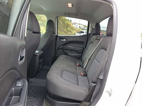 Used 2018 Chevrolet Colorado LT image 11