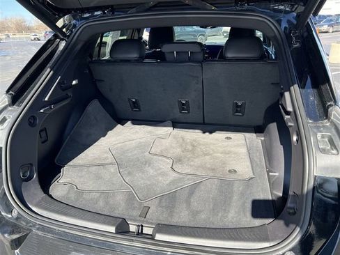 Certified 2025 Chevrolet Equinox EV LT image 22