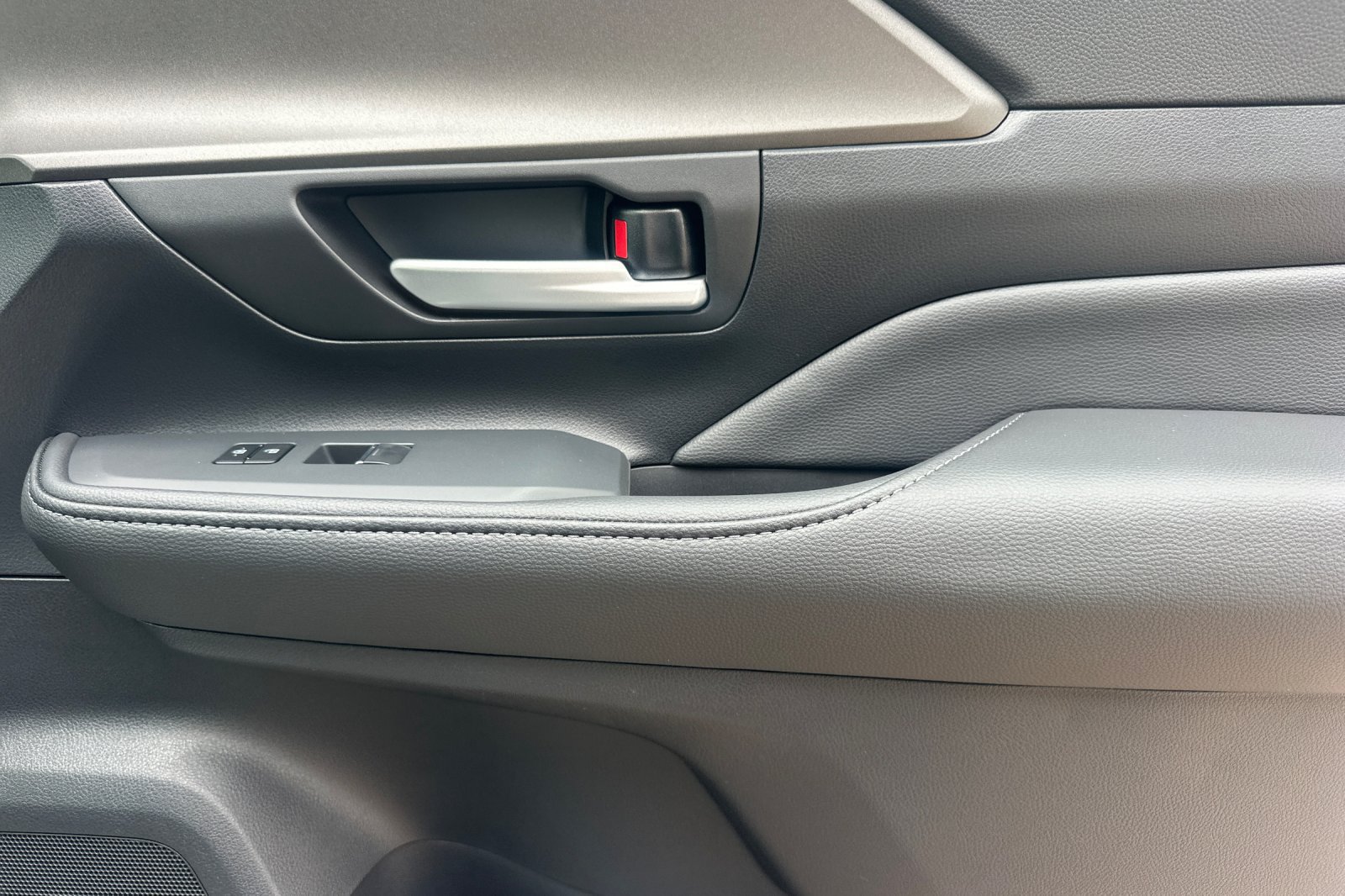 New 2026 Toyota Grand Highlander XLE FWD image 19