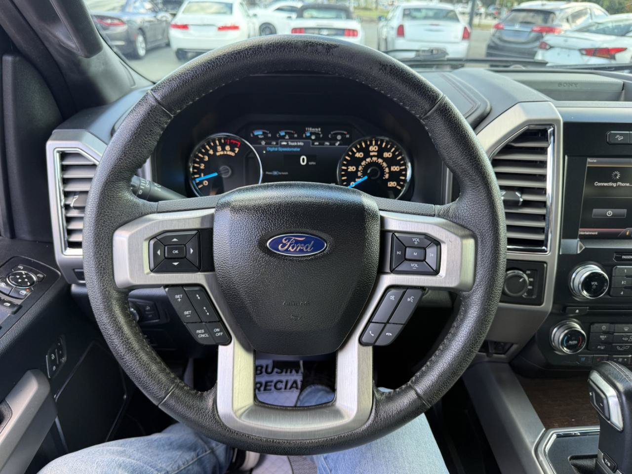 Used 2015 Ford F150 Platinum w/ Equipment Group 701A Luxury AWD/4WD image 15