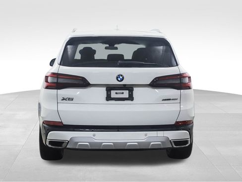 Certified 2022 BMW X5 xDrive40i w/ Parking Assistance Package image 4