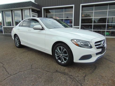 Used 2016 Mercedes-Benz C 300 4MATIC Sedan image 6