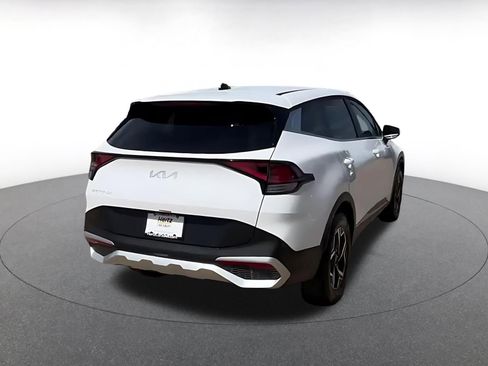 Used 2025 Kia Sportage LX image 14