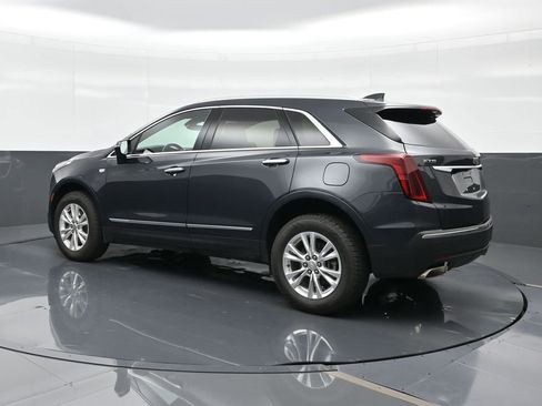 Used 2022 Cadillac XT5 Luxury FWD image 2