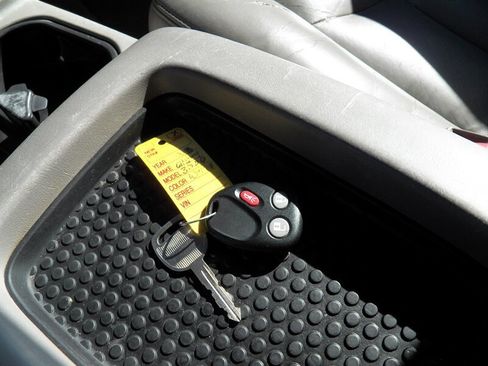 Used 2003 Chevrolet Silverado 3500 LT w/ Skid Plate Package image 26