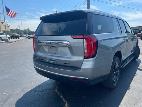 Used 2023 GMC Yukon XL SLT w/ SLT Luxury Package AWD/4WD image 4