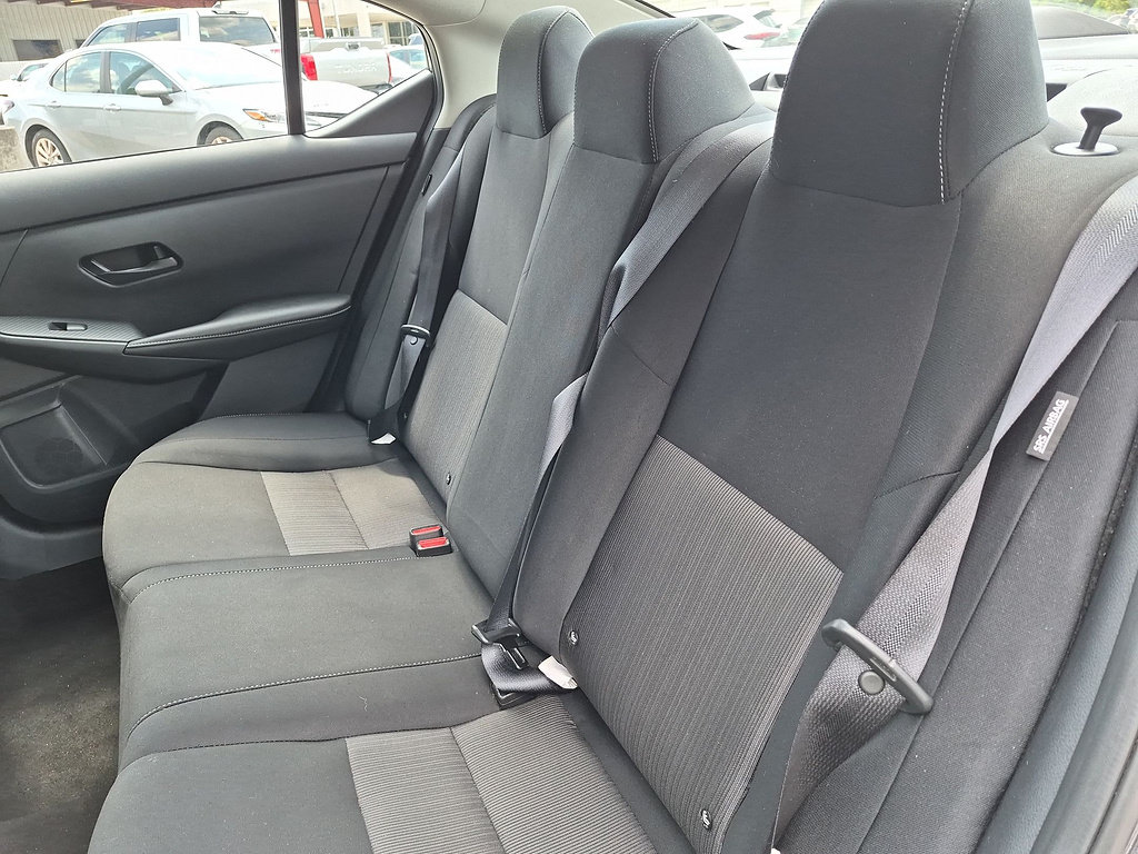 Used 2025 Nissan Sentra SV FWD image 28