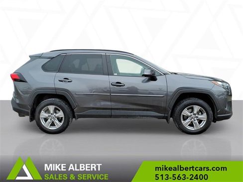 Used 2022 Toyota RAV4 XLE image 8