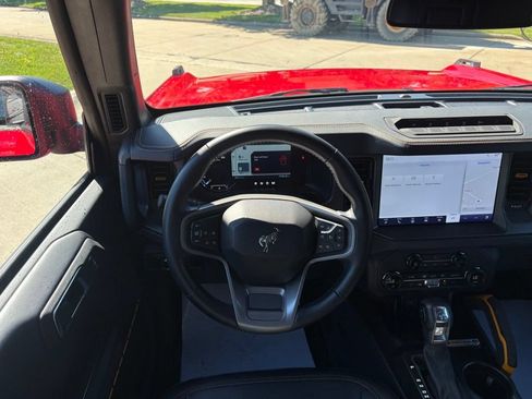 Used 2024 Ford Bronco Badlands w/ Sasquatch Package AWD/4WD image 50