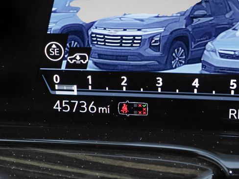 Used 2022 Cadillac Escalade Sport w/ Touring Package AWD/4WD image 18