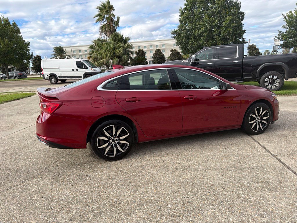 Used 2024 Chevrolet Malibu RS FWD image 4