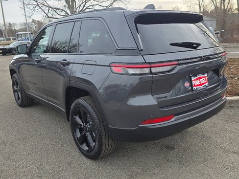 New 2026 Jeep Grand Cherokee Limited image 10