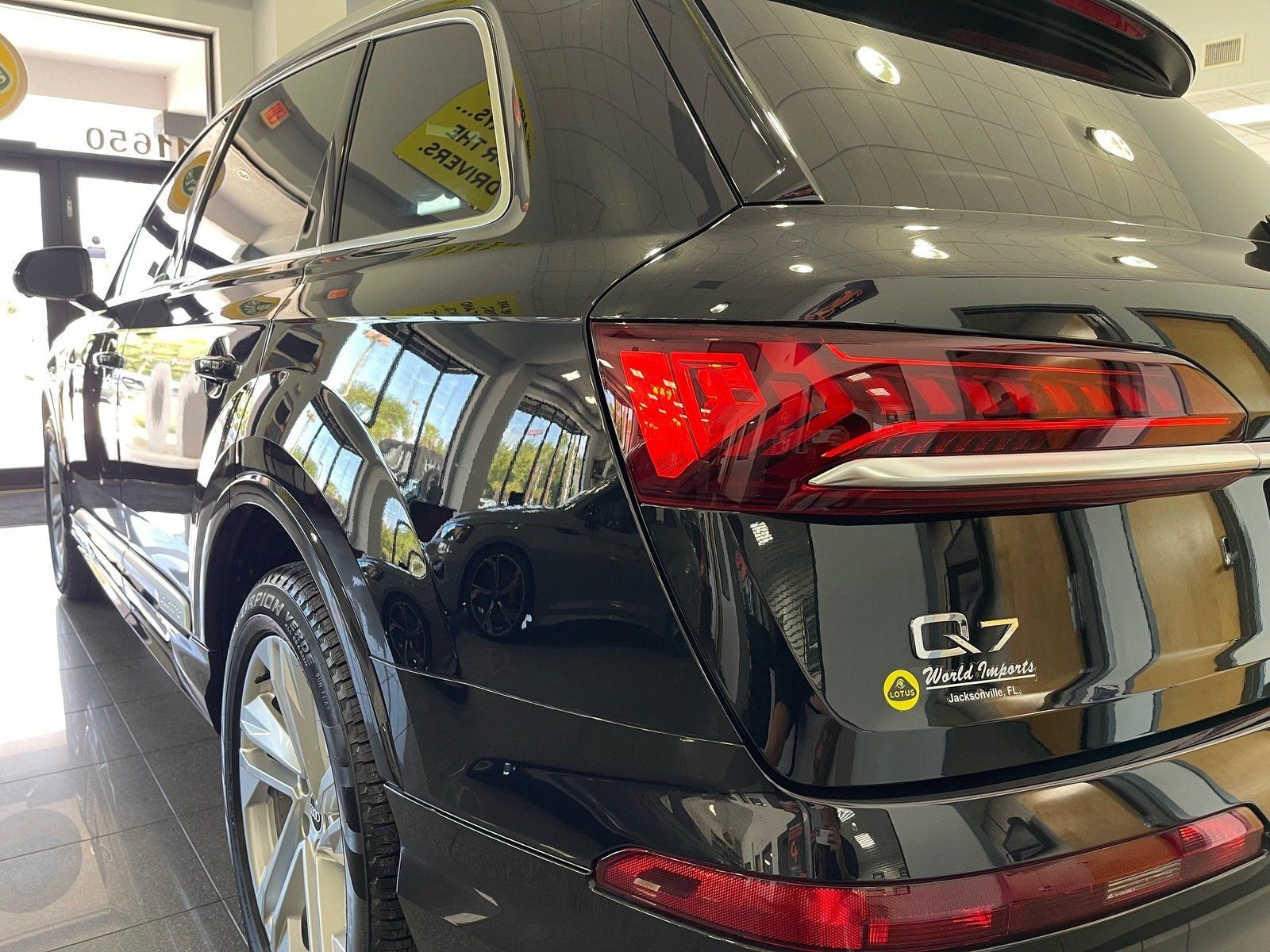 Used 2021 Audi Q7 3.0T Premium AWD/4WD image 15