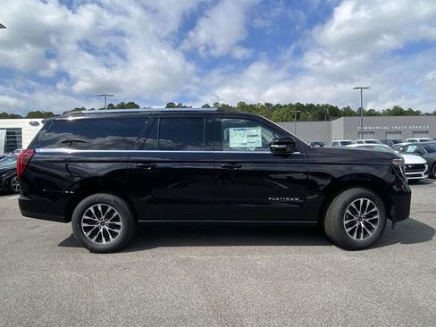 New 2025 Ford Expedition Max Platinum image 2