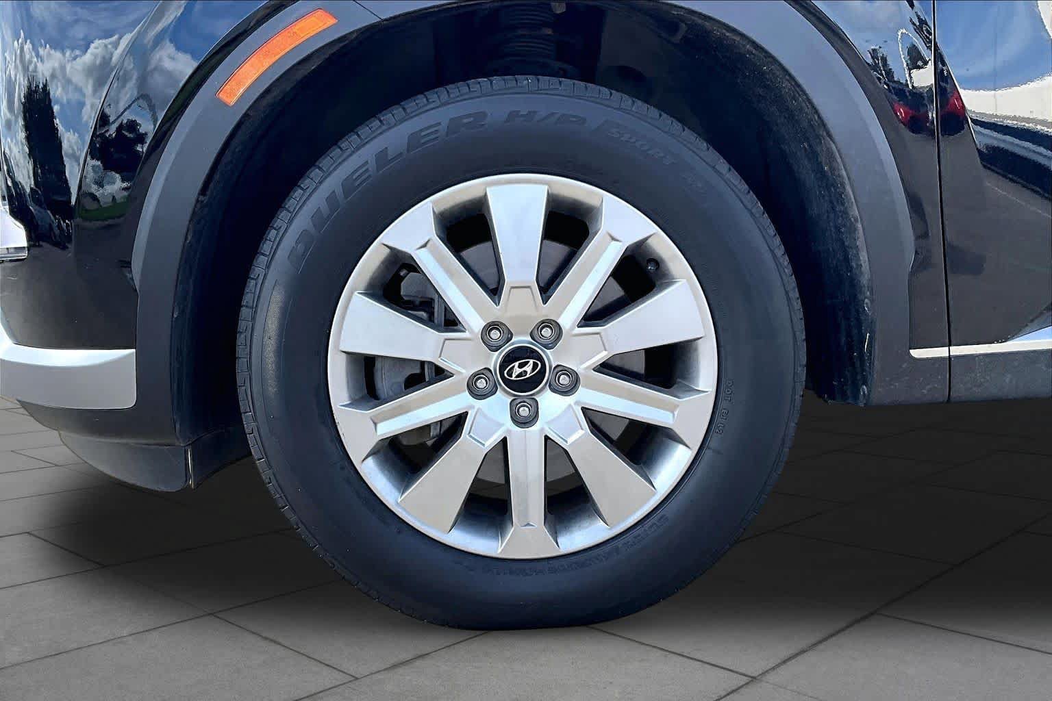 Used 2023 Hyundai Palisade SE FWD image 9