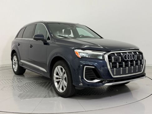 Used 2025 Audi Q7 3.0T Premium Plus image 7