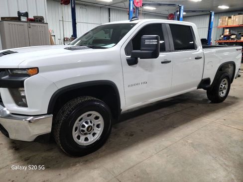 Used 2023 Chevrolet Silverado 2500 W/T w/ WT Fleet Convenience Package image 4