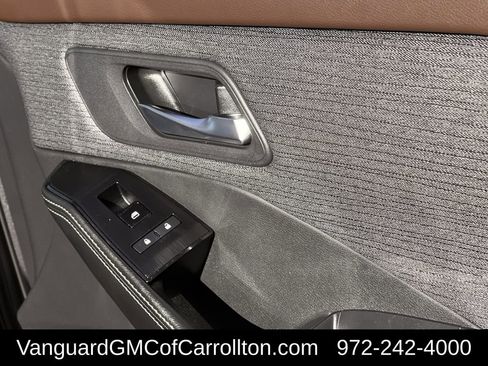 Used 2021 Nissan Rogue SV image 30