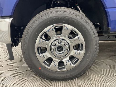 New 2026 Ford F250 Lariat w/ Chrome Package image 11