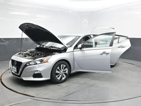 Used 2021 Nissan Altima 2.5 S FWD image 54