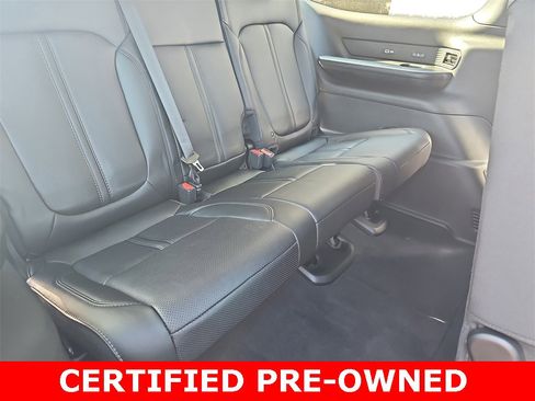 Used 2023 Jeep Wagoneer Series III w/ Preferred Equipment Group image 13