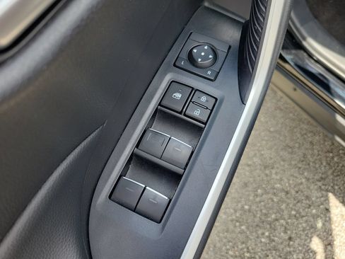 Used 2024 Toyota RAV4 XLE FWD image 14
