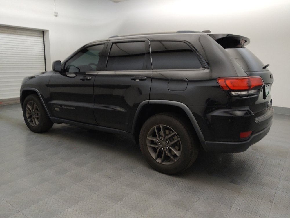 Used 2016 Jeep Grand Cherokee Laredo 75th Anniversary RWD image 3