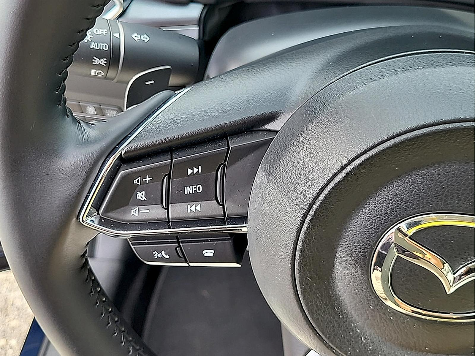 Certified 2025 MAZDA CX-5 AWD 2.5 S w/ Premium Plus Pkg image 18