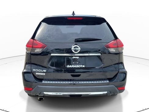 Used 2020 Nissan Rogue S FWD image 5