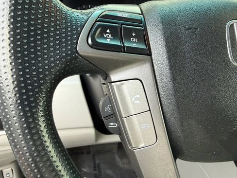 Used 2012 Honda Odyssey EX image 29