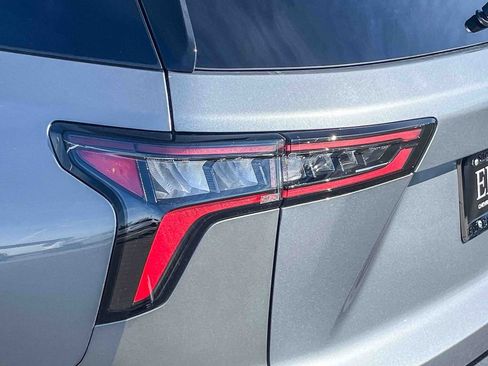 New 2026 Chevrolet Equinox LT w/ Midnight Edition image 8