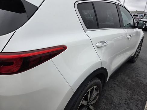 Used 2017 Kia Sportage EX w/ EX Premium Package FWD image 9