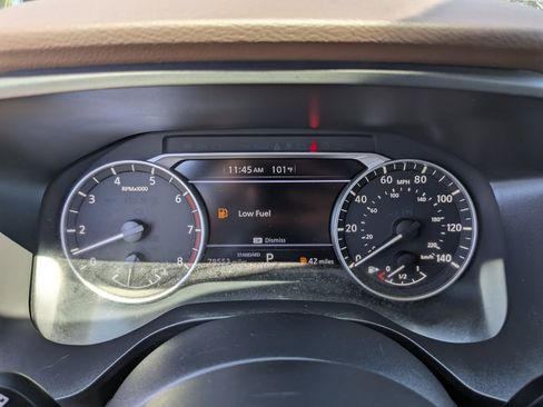 Used 2023 Nissan Rogue SV FWD image 35