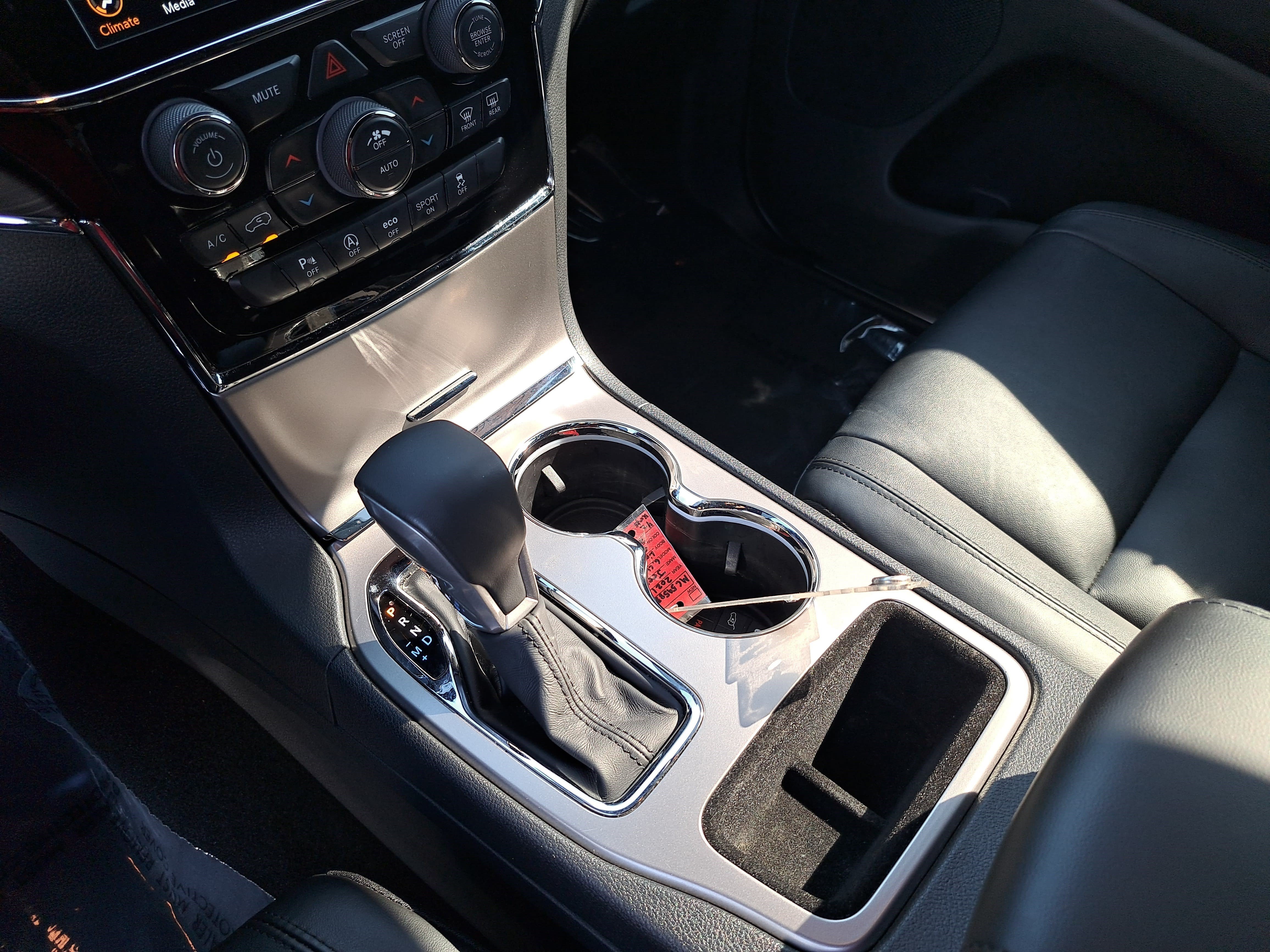 Used 2021 Jeep Grand Cherokee Limited RWD image 24