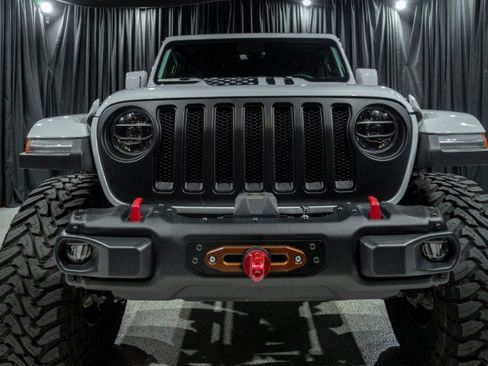 Used 2021 Jeep Wrangler Unlimited Rubicon AWD/4WD image 2