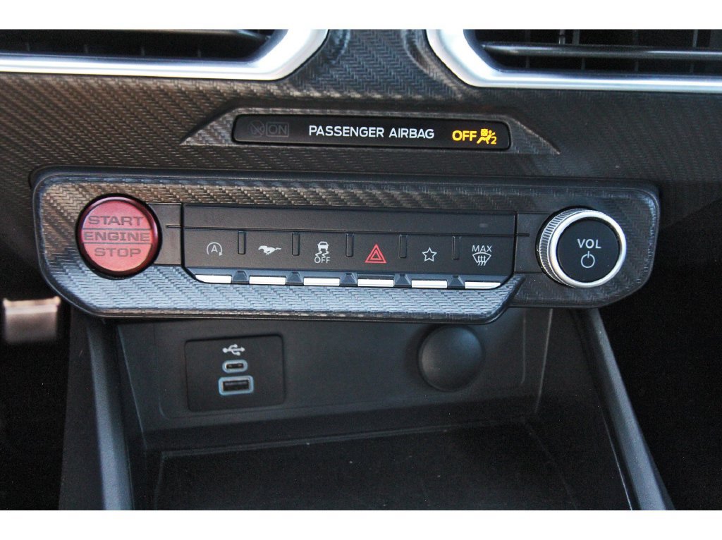 Used 2025 Ford Mustang Convertible RWD image 27
