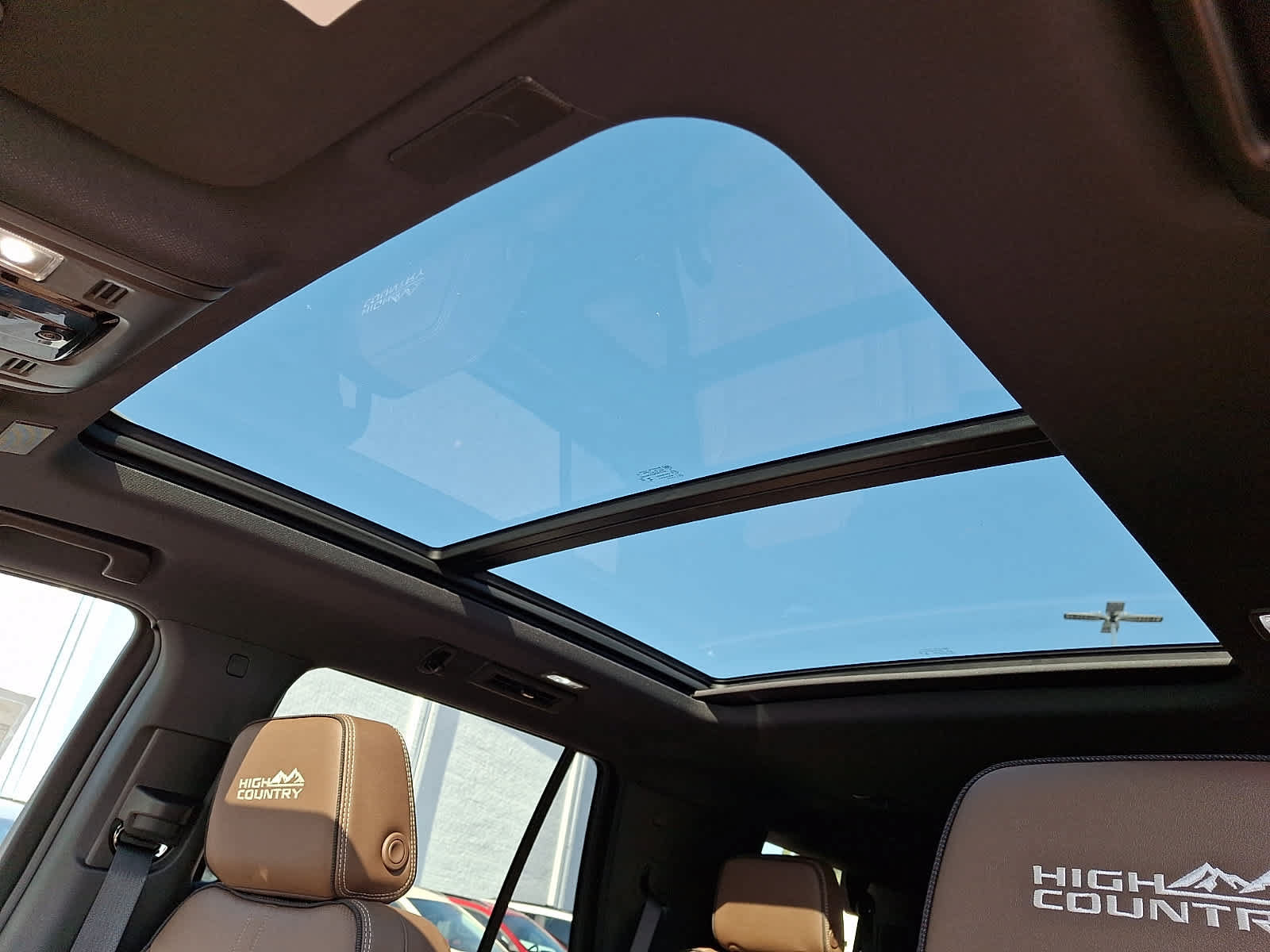 New 2027 Chevrolet Tahoe High Country AWD/4WD image 13
