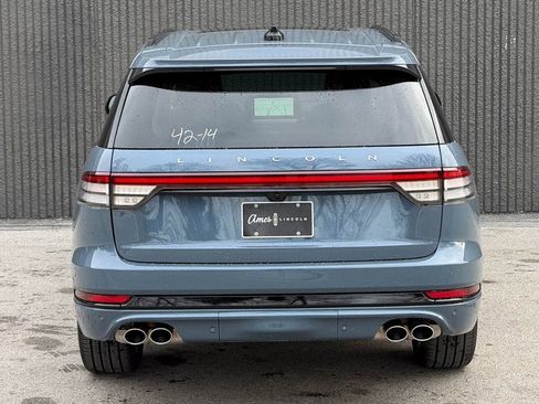 New 2026 Lincoln Aviator AWD image 5