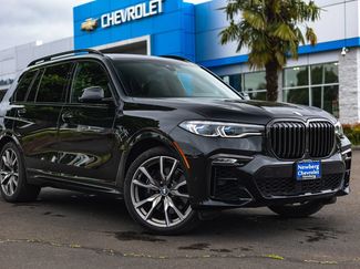 Used 2021 BMW X7 M50i w/ Executive Package AWD/4WD video 1