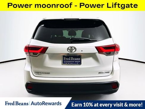 Used 2019 Toyota Highlander XLE image 6