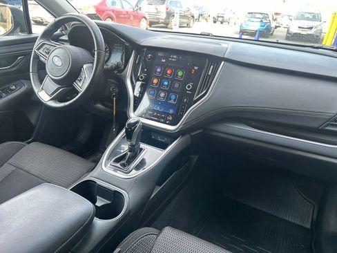 Used 2022 Subaru Outback Premium image 31