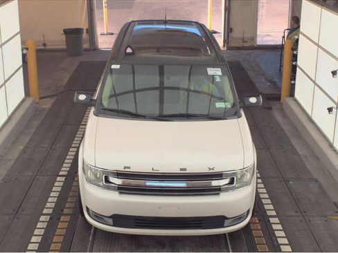Used 2013 Ford Flex SEL image 2