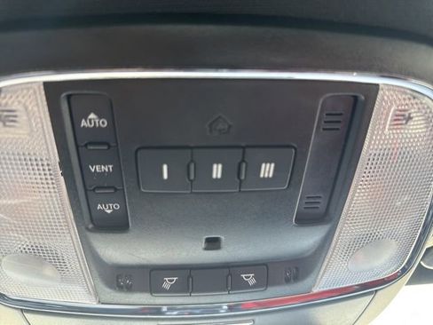 Used 2022 Dodge Charger Scat Pack image 16