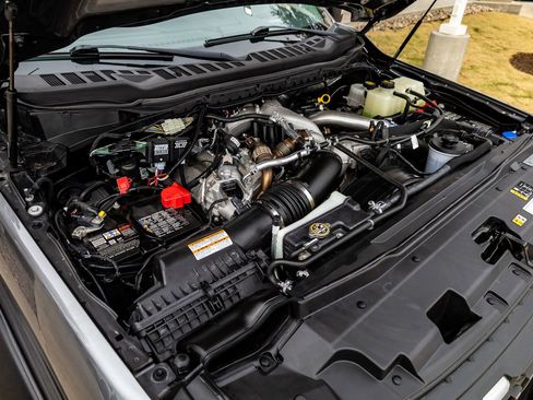 Used 2023 Ford F250 Lariat w/ Lariat Ultimate Package image 41