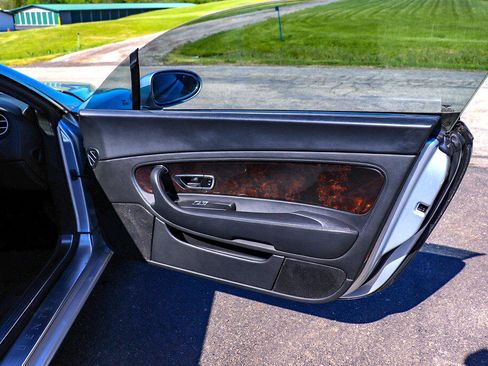 Used 2004 Bentley Continental GT image 25