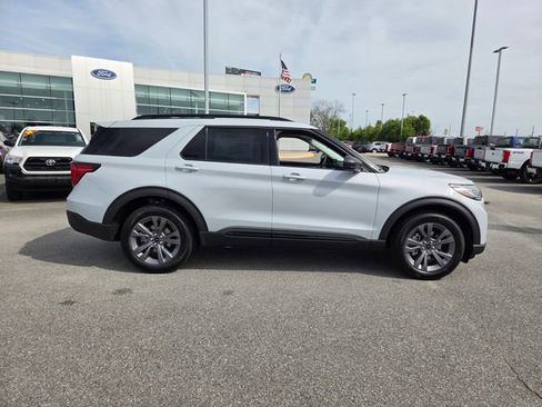New 2026 Ford Explorer Active w/ Active Comfort Package image 48