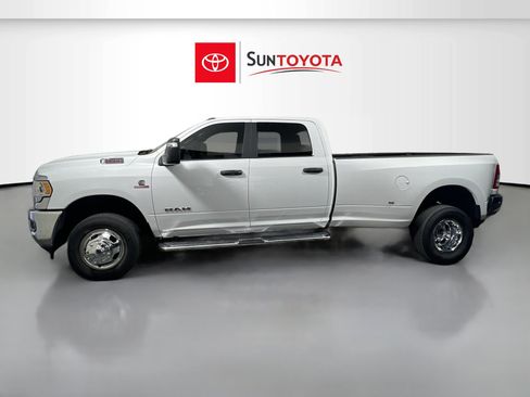 Used 2023 RAM 3500 Big Horn w/ Level 1 Equipment Group AWD/4WD image 7