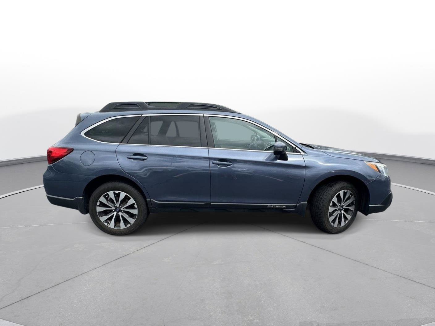 Used 2017 Subaru Outback 2.5i Limited AWD/4WD image 5